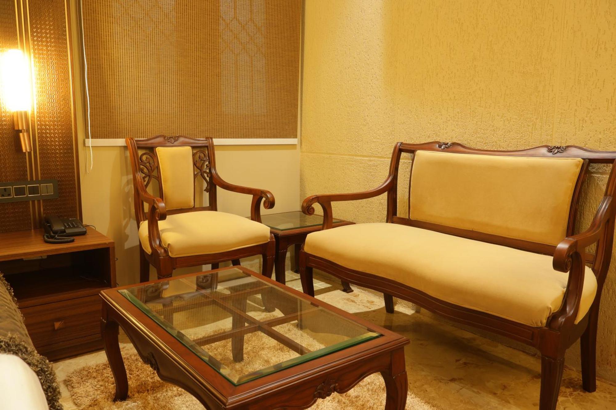 Suramya Homestay โบปาล ภายนอก รูปภาพ
